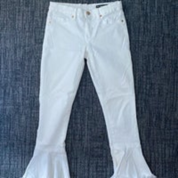 Nwot Blank Nyc White Trumpet Flare Jean 